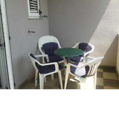 Apartments with a parking space Povljana, Pag - 14151