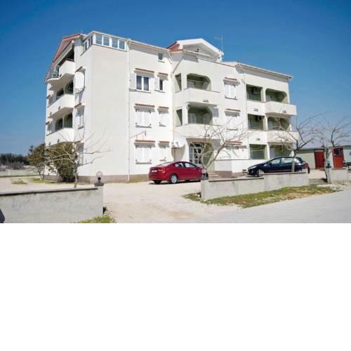 Apartments with a parking space Povljana, Pag - 17011