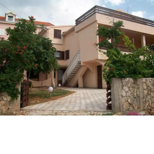 Apartments with a parking space Povljana, Pag - 17337