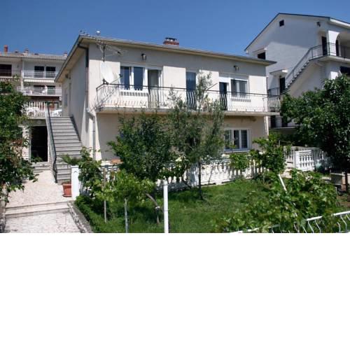 Apartments with a parking space Selce, Crikvenica - 5475