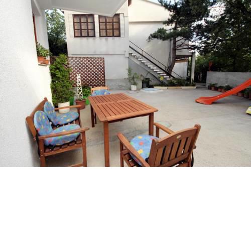Apartments with a parking space Selce, Crikvenica - 5477