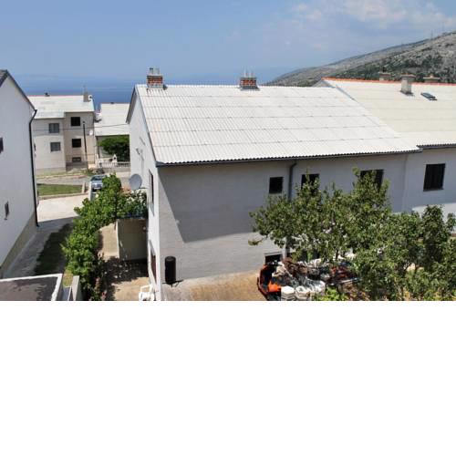 Apartments with a parking space Senj - 5577