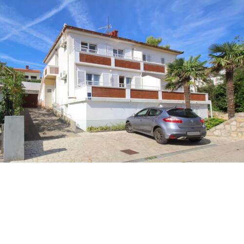 Apartments with a parking space Silo, Krk - 18717