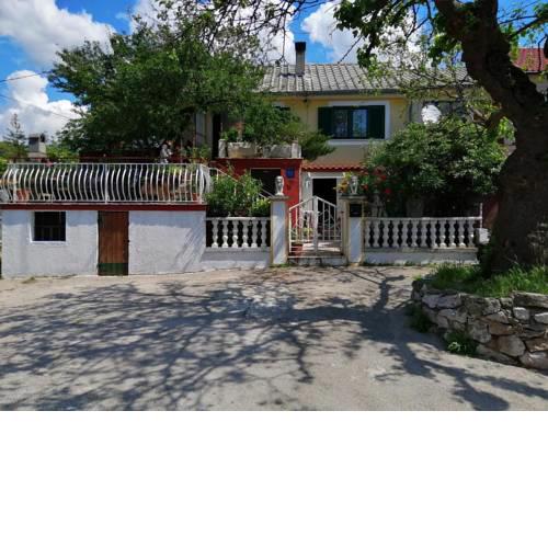 Apartments with a parking space Skrljevo, Rijeka - 17116