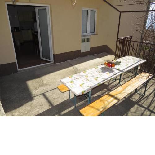 Apartments with a parking space Stanici, Omis - 12158