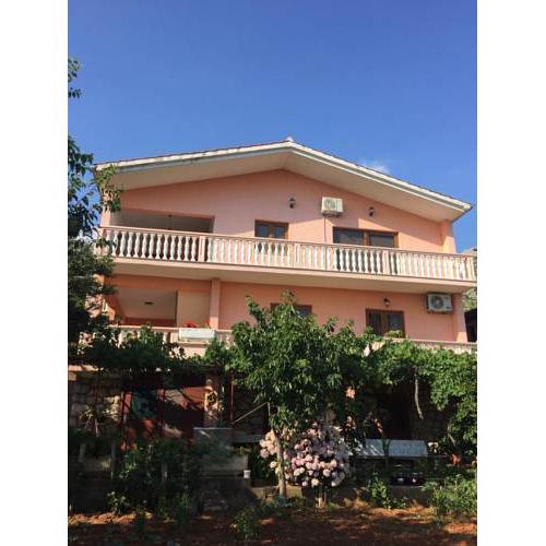 Apartments with a parking space Starigrad, Paklenica - 17705