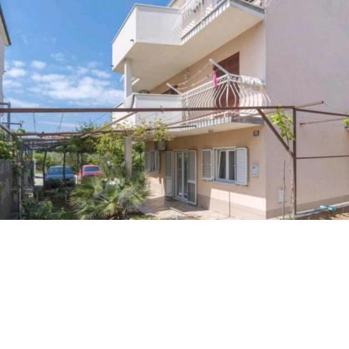 Apartments with a parking space Stobrec, Split - 13122