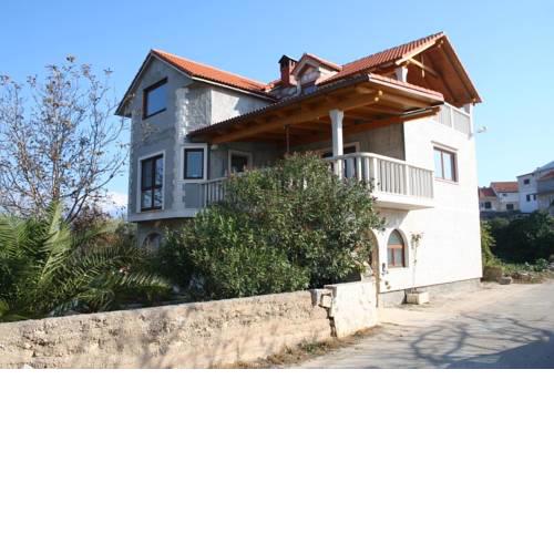 Apartments with a parking space Sumartin, Brac - 2941