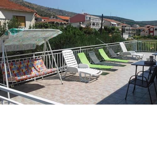 Apartments with a parking space Trogir - 9209