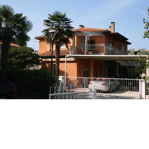 Apartments with a parking space Umag - 6999