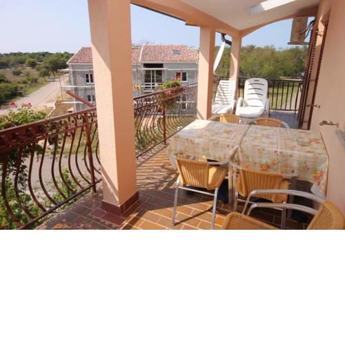 Apartments with a parking space Umag - 7073