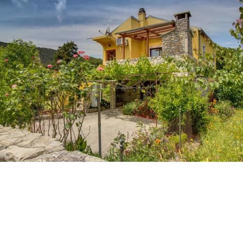 Apartments with a parking space Veli Losinj (Losinj) - 7955