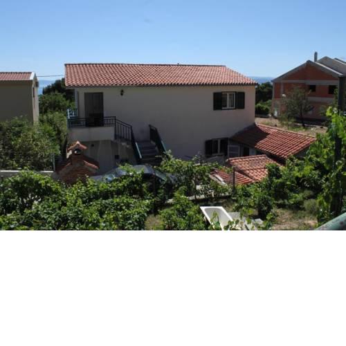 Apartments with a parking space Makarska - 6791