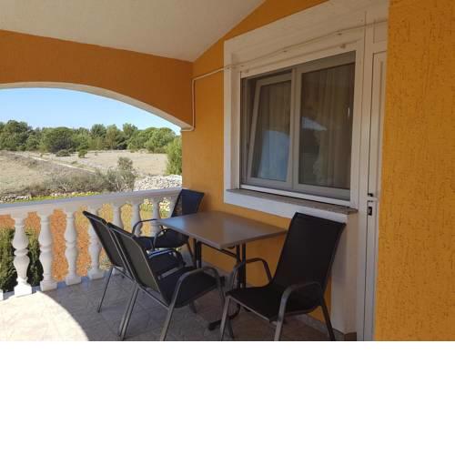 Apartments with a parking space Vir - 14213