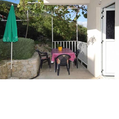 Apartments with a parking space Vis - 8938