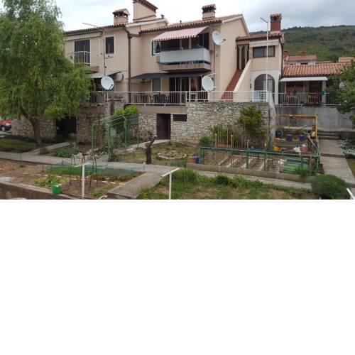 Apartments with a parking space Viskovici, Rasa - 14691