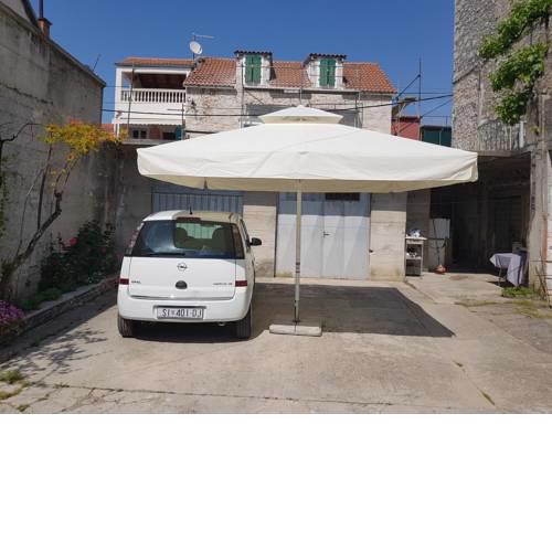 Apartments with a parking space Vodice - 16060