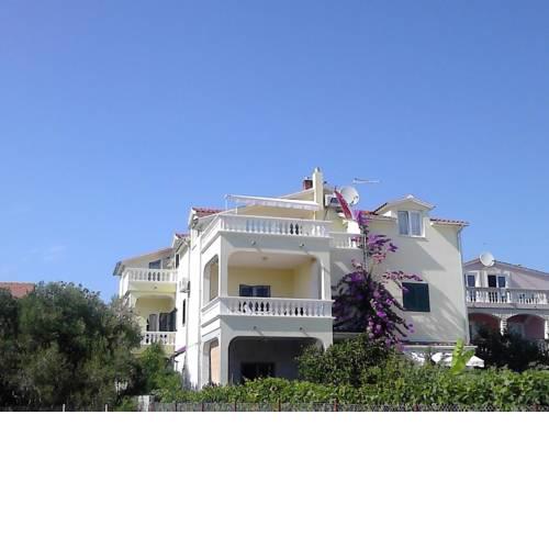 Apartments with a parking space Vodice - 16543