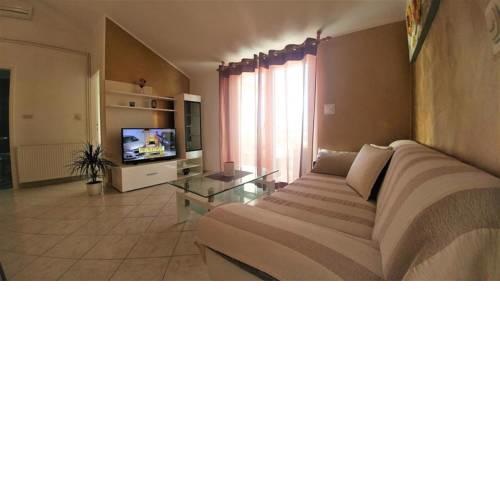 Apartments with a parking space Vodice - 17155