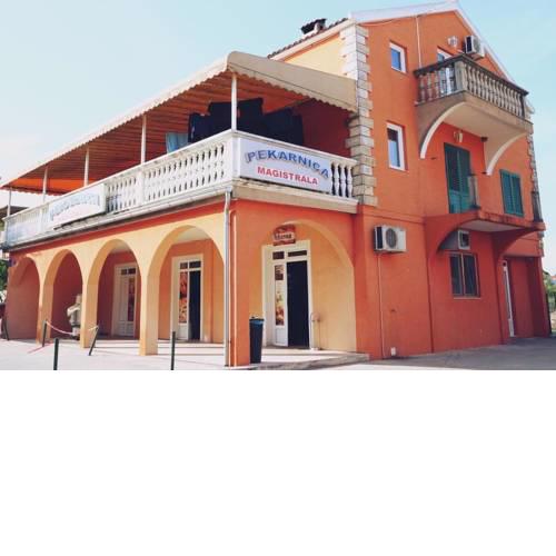 Apartments with a parking space Vodice - 17853