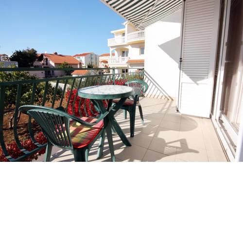 Apartments with a parking space Vodice - 4236