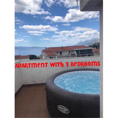 Apartments with private parking
