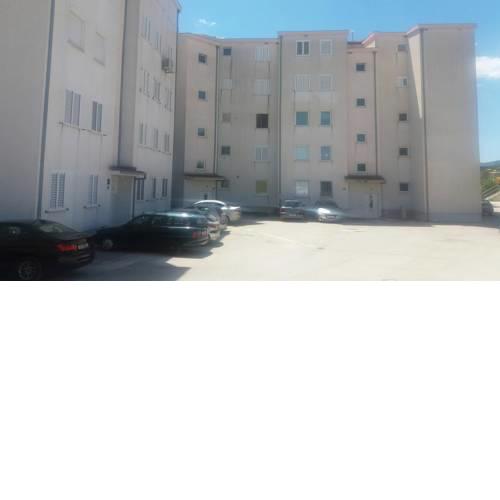 Apartments with WiFi Kastel Stafilic (Kastela) - 13148