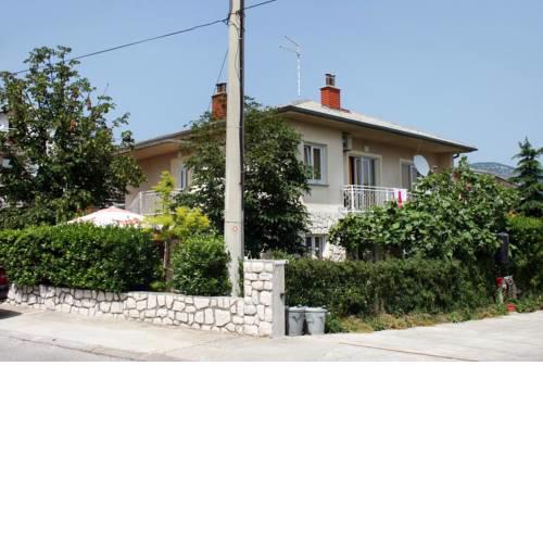 Apartments with WiFi Novi Vinodolski - 5483