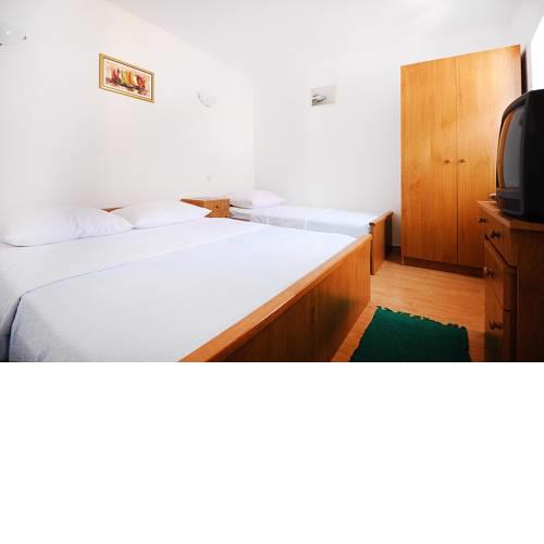 Apartments with WiFi Okrug Donji, Ciovo - 16737