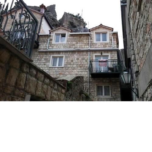 Apartments with WiFi Omis - 11836