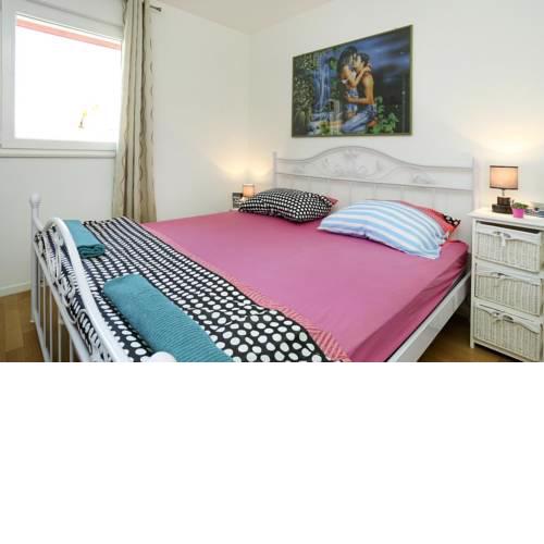 Apartments with WiFi Split - 15634