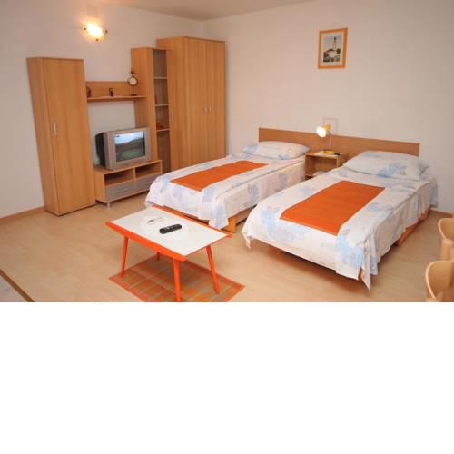 Apartments with WiFi Split - 7596