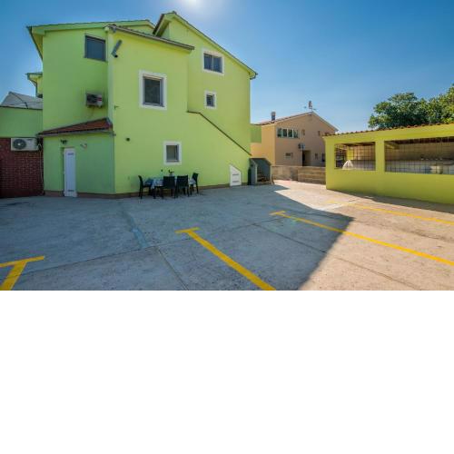 Apartments Zana
