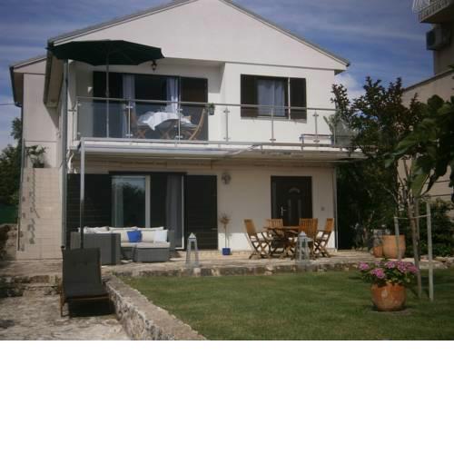 Apartments Zar