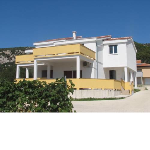 Apartments Žare
