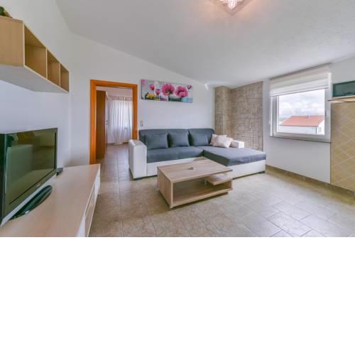 New apartments near beach - Zitna X