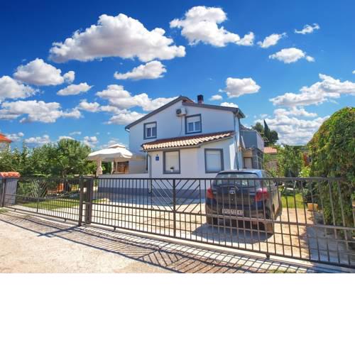 Apartments Zlatko 1417