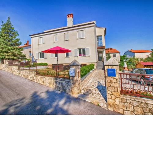 Apartments Zorka 1421