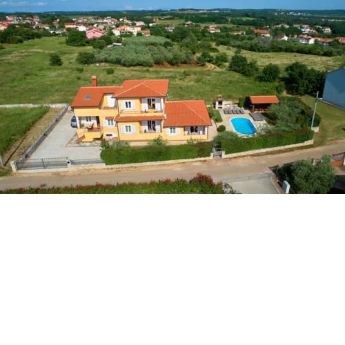 Apartments Zugan