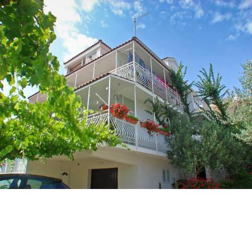 Apartments Zvone