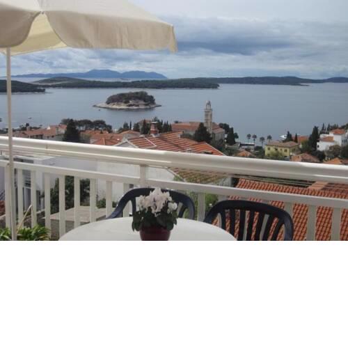 App and room Dar - 400 m from sea