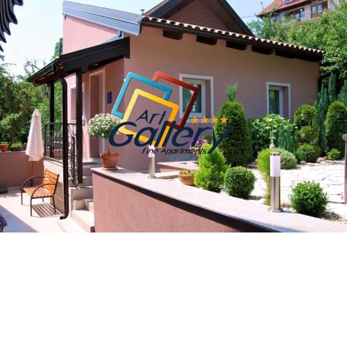 Art Gallery Apartment