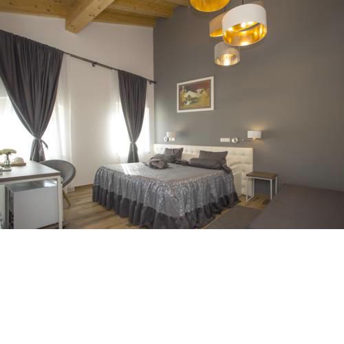 Aspalathos Residence