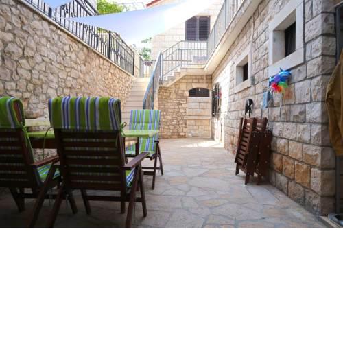 Authentic Family House