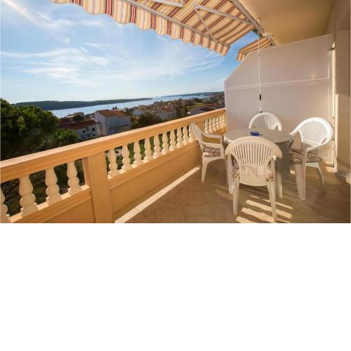 Awesome apartment in Barbat with 1 Bedrooms