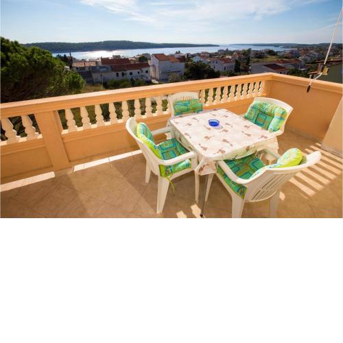 Awesome apartment in Barbat with 2 Bedrooms