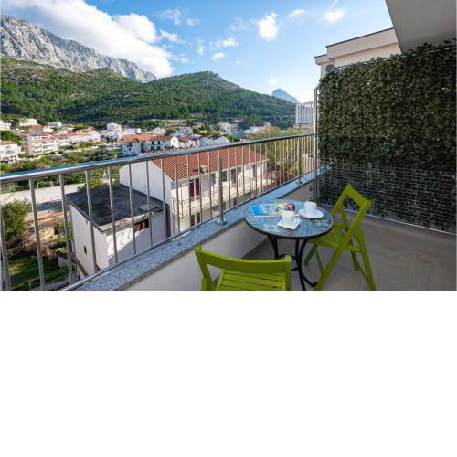 Awesome apartment in Drvenik with