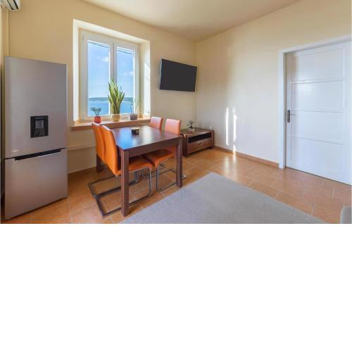 Awesome apartment in Koromacno with 2 Bedrooms