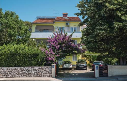 Awesome apartment in Mali Losinj w/ WiFi and 3 Bedrooms