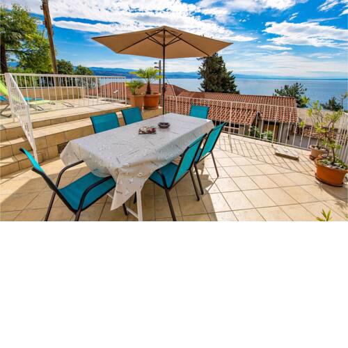 Awesome apartment in Opatija w/ WiFi and 3 Bedrooms
